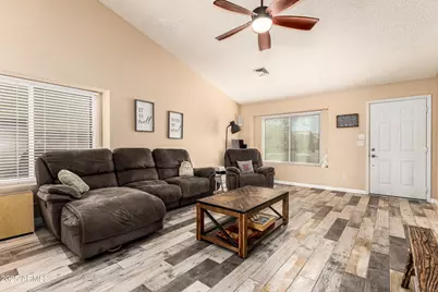 15718 W Durango Street, Goodyear, AZ 85338 - Photo 6