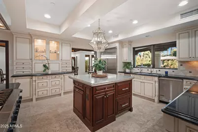 6611 N 64th Place, Paradise Valley, AZ 85253 - Photo 6