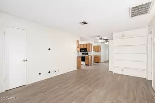 20236 N 6th Dr, Phoenix, AZ 85027 - Photo 8