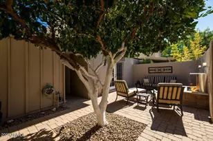 1252 E Medlock Dr, Phoenix, AZ 85014 - Photo 28