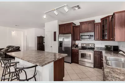 16345 W Sierra Street, Surprise, AZ 85388 - Photo 8