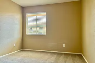623 W Guadalupe Rd, Mesa, AZ 85210 - Photo 6