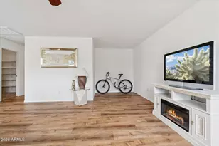 15758 W Cortez St, Surprise, AZ 85379 - Photo 16