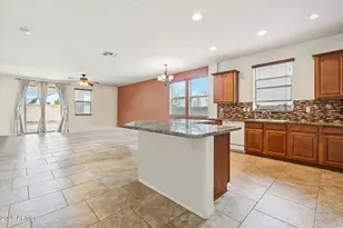 15758 W Cortez St, Surprise, AZ 85379 - Photo 8