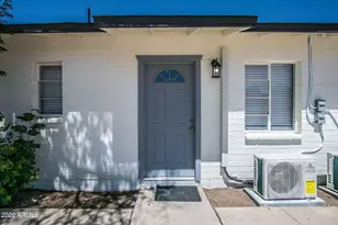 425 N 17th Dr, Phoenix, AZ 85007 - Photo 1