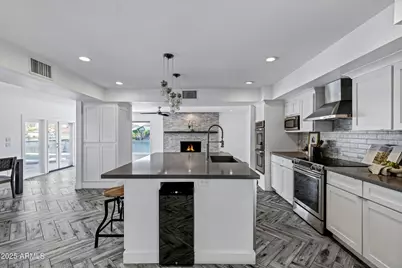 1323 E Whalers Way, Tempe, AZ 85283 - Photo 18