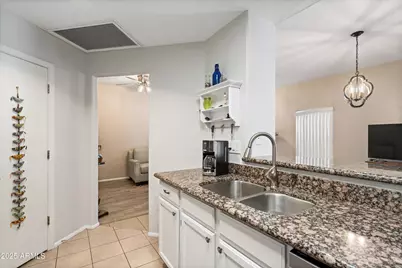 16182 W Vista North Drive, Sun City West, AZ 85375 - Photo 18