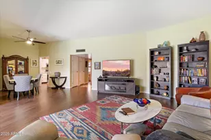 10540 W Palmeras Dr, Sun City, AZ 85373 - Photo 6