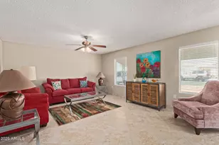 10511 W Edgewood Dr, Sun City, AZ 85351 - Photo 2