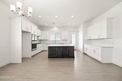 9263 W Limestone Mountain Drive, Casa Grande, AZ 85194 - Photo 8