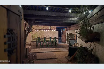 4037 E Minnezona Avenue, Phoenix, AZ 85018 - Photo 58