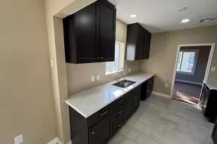 1044 E Whitton Ave, Phoenix, AZ 85014 - Photo 10