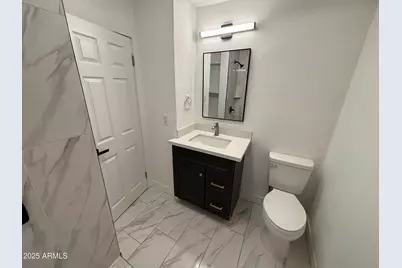 1044 E Whitton Avenue #Front, Phoenix, AZ 85014 - Photo 40