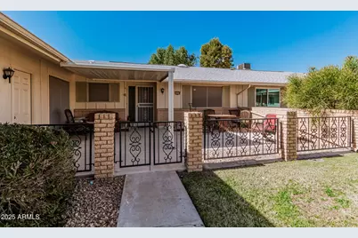 10439 W Saratoga Circle, Sun City, AZ 85351 - Photo 2