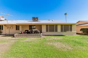 10439 W Saratoga Cir, Sun City, AZ 85351 - Photo 22