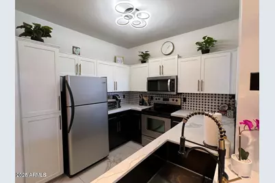 5335 E Shea Boulevard #1111, Scottsdale, AZ 85254 - Photo 2