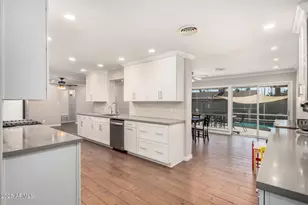 1959 E Laguna Dr, Tempe, AZ 85282 - Photo 8