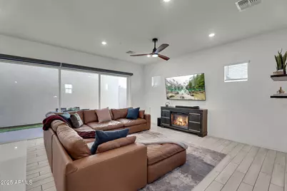 280 E Aster Drive, Chandler, AZ 85286 - Photo 4