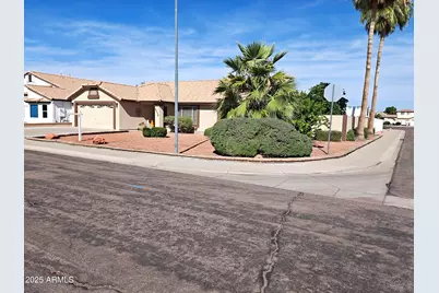 8734 W Bloomfield Road W, Peoria, AZ 85381 - Photo 2