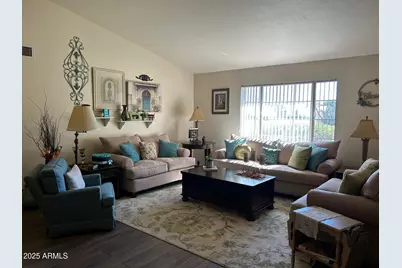 8734 W Bloomfield Road W, Peoria, AZ 85381 - Photo 4
