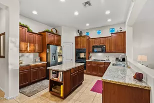 3423 W Inspiration Dr, Phoenix, AZ 85086 - Photo 10