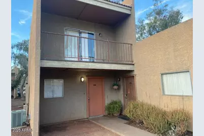 2838 E Marconi Avenue #Apt 203, Phoenix, AZ 85032 - Photo 2