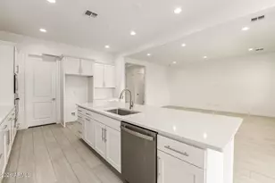 18158 W Watkins St, Goodyear, AZ 85338 - Photo 10