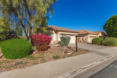 14548 W Watson Lane, Surprise, AZ 85379 - Photo 2