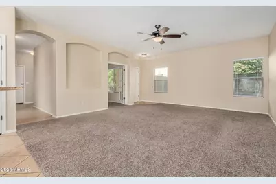 14548 W Watson Lane, Surprise, AZ 85379 - Photo 6