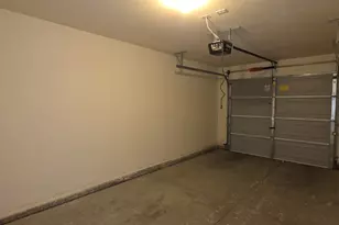 8075 W Cherry Hills Dr, Peoria, AZ 85345 - Photo 20