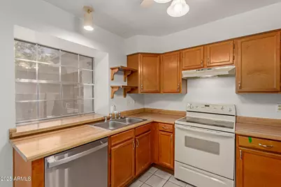 7977 W Wacker Road #244, Peoria, AZ 85381 - Photo 10