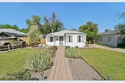 1110 W Heatherbrae Drive, Phoenix, AZ 85013 - Photo 1