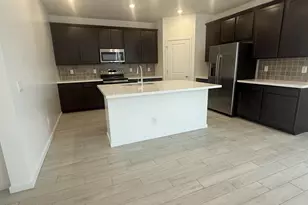 25360 W Bowker St, Buckeye, AZ 85326 - Photo 8