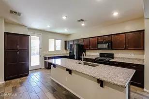 17123 W Orchid Ln, Waddell, AZ 85355 - Photo 12