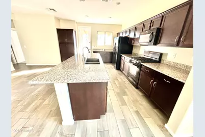 17123 W Orchid Lane, Waddell, AZ 85355 - Photo 4