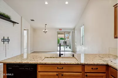 3911 E Sourwood Drive, Gilbert, AZ 85298 - Photo 14