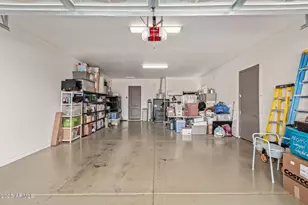 41925 W Arvada Ln, Maricopa, AZ 85138 - Photo 34