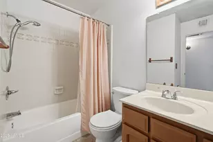 2226 E Diamond Ave, Mesa, AZ 85204 - Photo 18