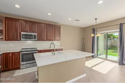 24107 N 25th Place, Phoenix, AZ 85024 - Photo 12