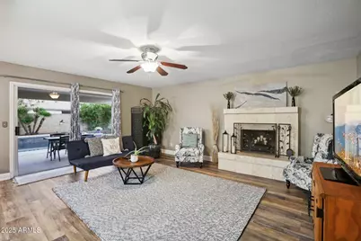 945 W Portobello Avenue, Mesa, AZ 85210 - Photo 10