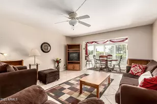 10821 N Fairway Ct E, Sun City, AZ 85351 - Photo 6