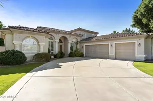 5839 W Del Lago Cir, Glendale, AZ 85308 - Photo 2