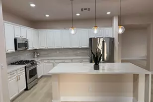 40802 N Peale Ct, Anthem, AZ 85086 - Photo 8