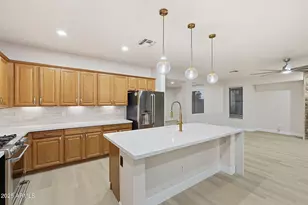 40802 N Peale Ct, Anthem, AZ 85086 - Photo 14