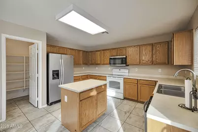 9705 W Riverside Avenue, Tolleson, AZ 85353 - Photo 10