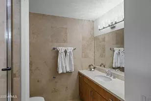 7131 E Rancho Vista Dr, Scottsdale, AZ 85251 - Photo 20