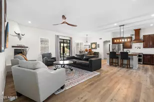 420 W Adamanda Dr, Phoenix, AZ 85086 - Photo 10