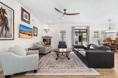 420 W Adamanda Drive, Phoenix, AZ 85086 - Photo 12