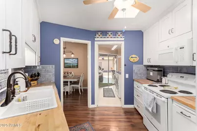 13863 N 111th Avenue, Sun City, AZ 85351 - Photo 12