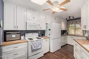 13863 N 111th Ave, Sun City, AZ 85351 - Photo 10